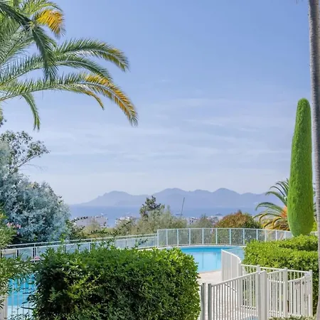 1-br Sea View Luxury Residential With Pool Apartamento